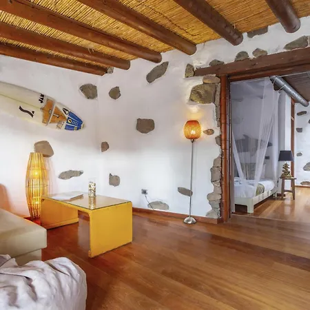 Finca De Arrieta Village - Yurts And Stone Cottages - Shared Pool - Walking Distance To Arrieta Beach - Off Grid Tabayesco Exterior photo