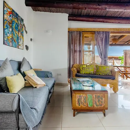 Finca De Arrieta Village - Yurts And Stone Cottages - Shared Pool - Walking Distance To Arrieta Beach - Off Grid Tabayesco Exterior photo
