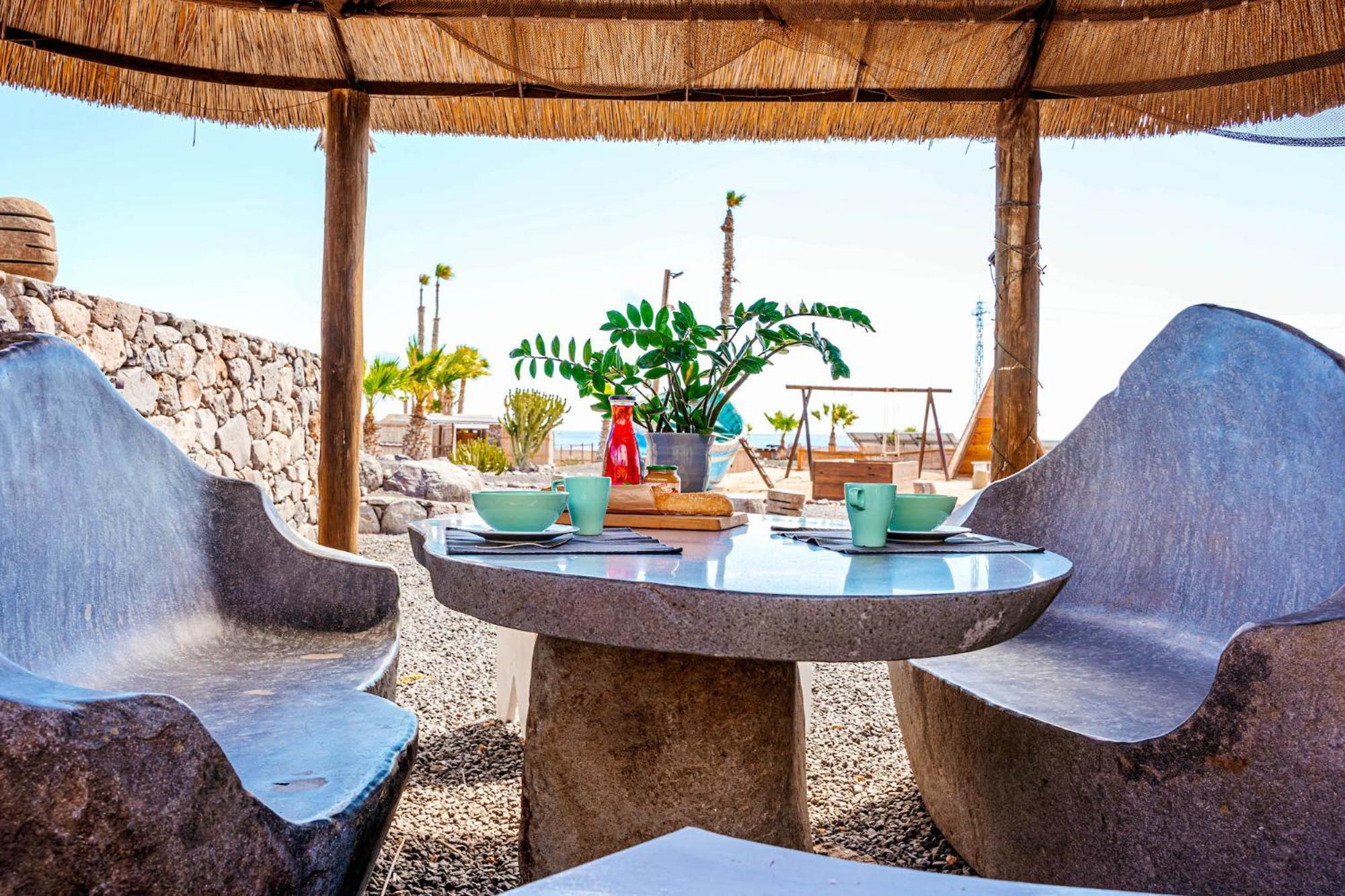 De Arrieta Village - Yurts And Stone - Shared Pool - Walking Distance To Arrieta - Eco Friendly Resort Tabayesco