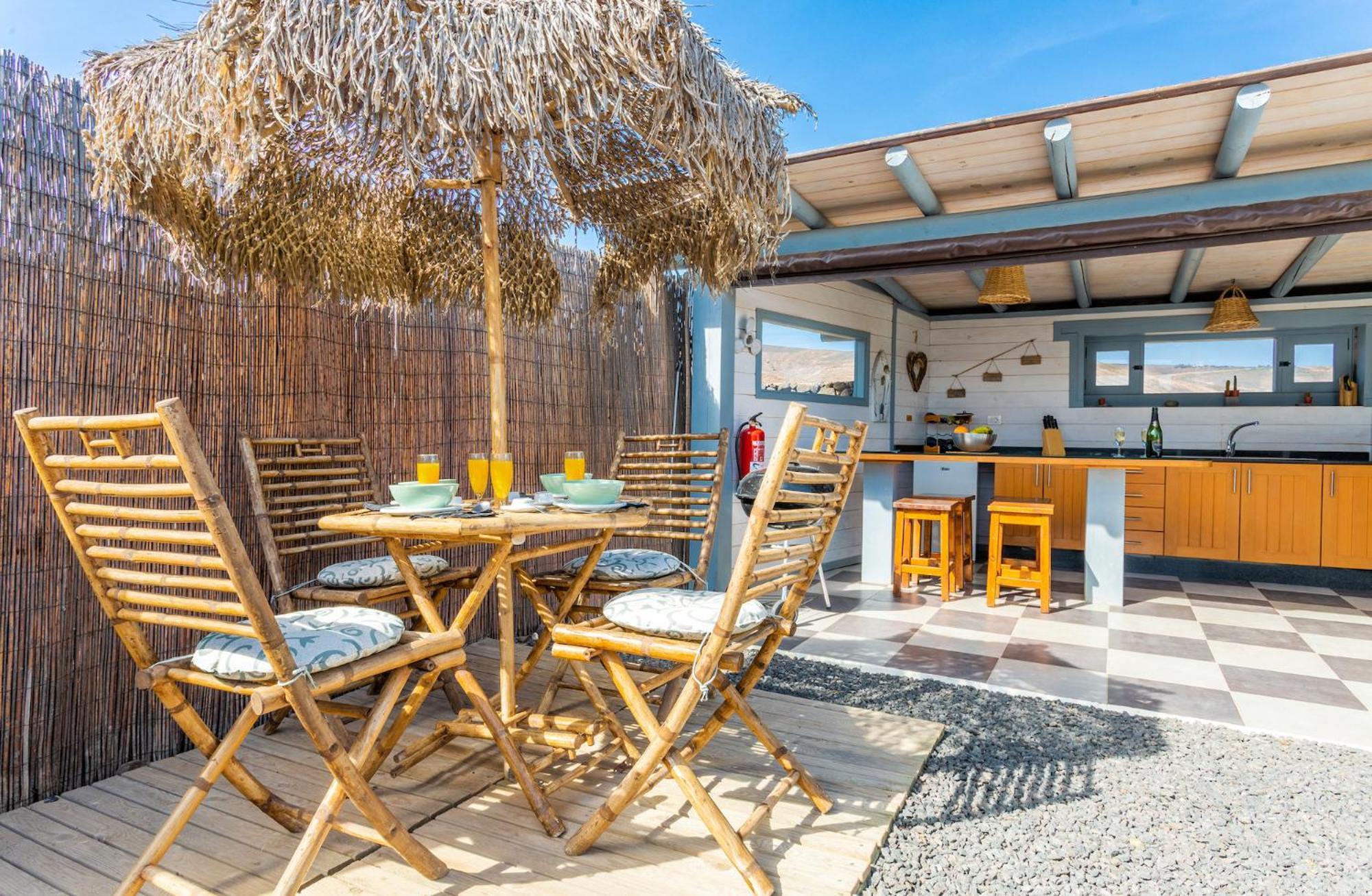 De Arrieta Village - Yurts And Stone - Shared Pool - Walking Distance To Arrieta - Off Grid * Tabayesco
