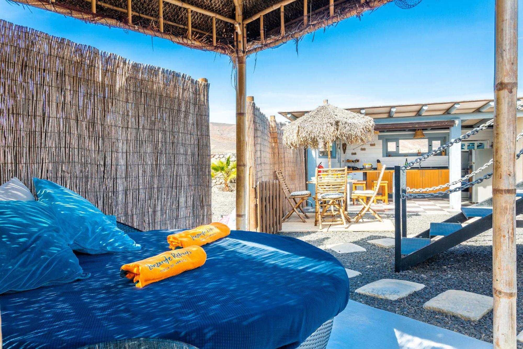 De Arrieta Village - Yurts And Stone - Shared Pool - Walking Distance To Arrieta - Eco Friendly * Tabayesco