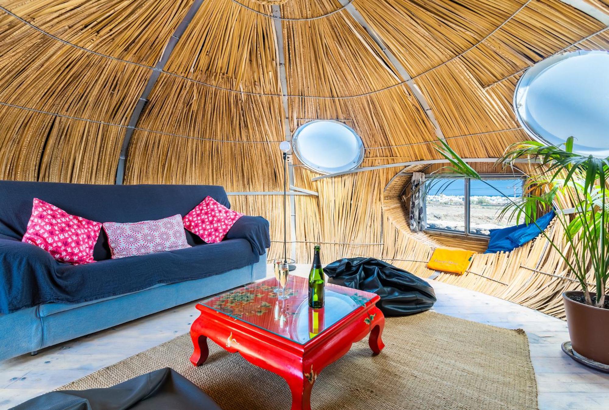 De Arrieta Village - Yurts And Stone - Shared Pool - Walking Distance To Arrieta - Eco Friendly