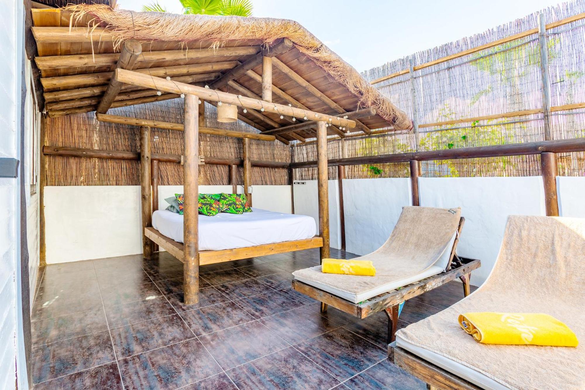 De Arrieta Village - Yurts And Stone - Shared Pool - Walking Distance To Arrieta - Eco Friendly * Tabayesco