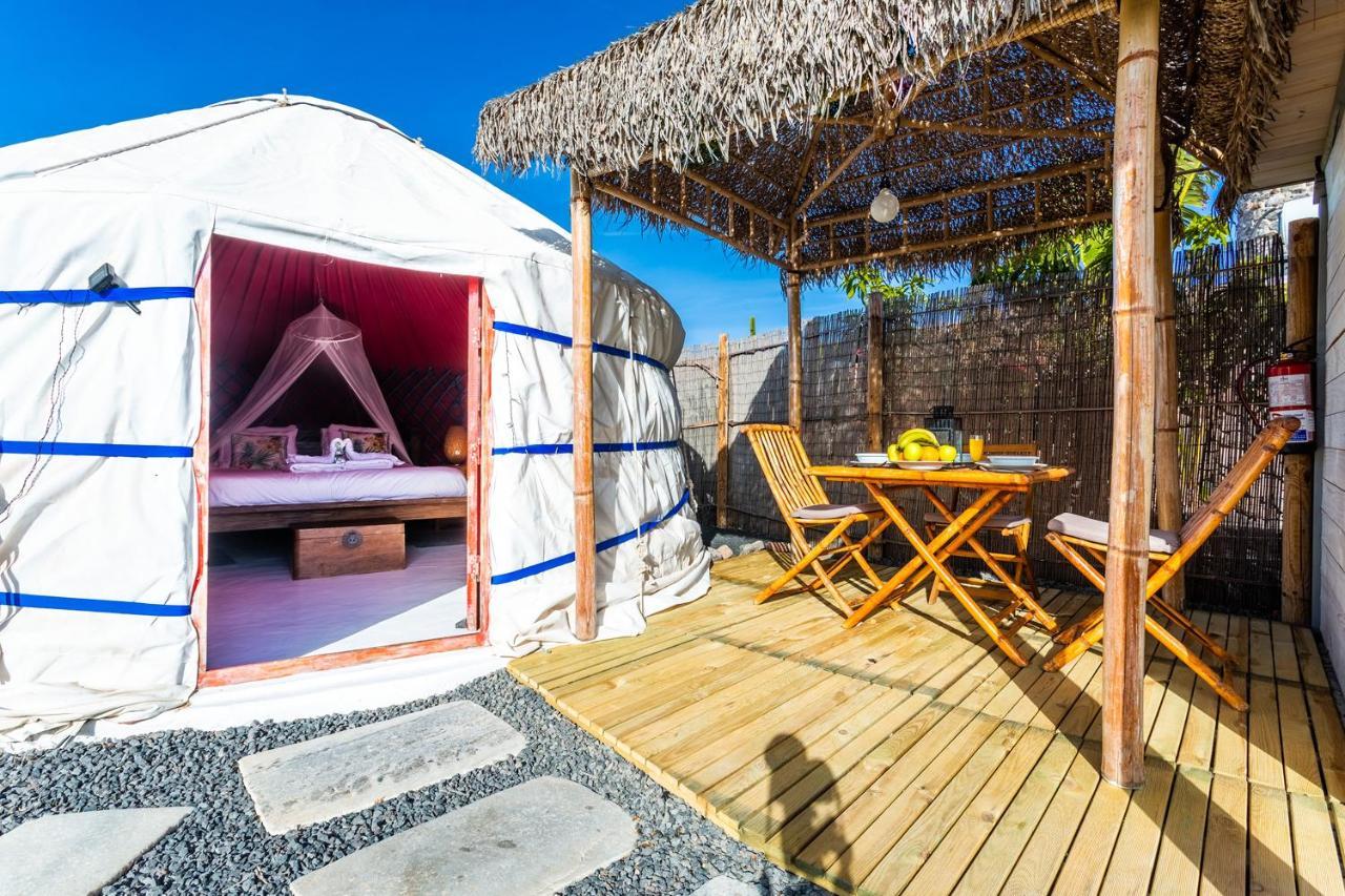 Resort De Arrieta Village - Yurts And Stone - Shared Pool - Walking Distance To Arrieta - Eco Friendly *